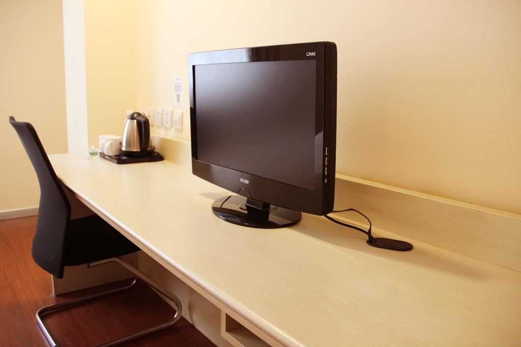 Hanting Express Lanzhou Railway Station Room photo